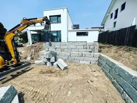 Umgebungsarbeiten STRAGA AG